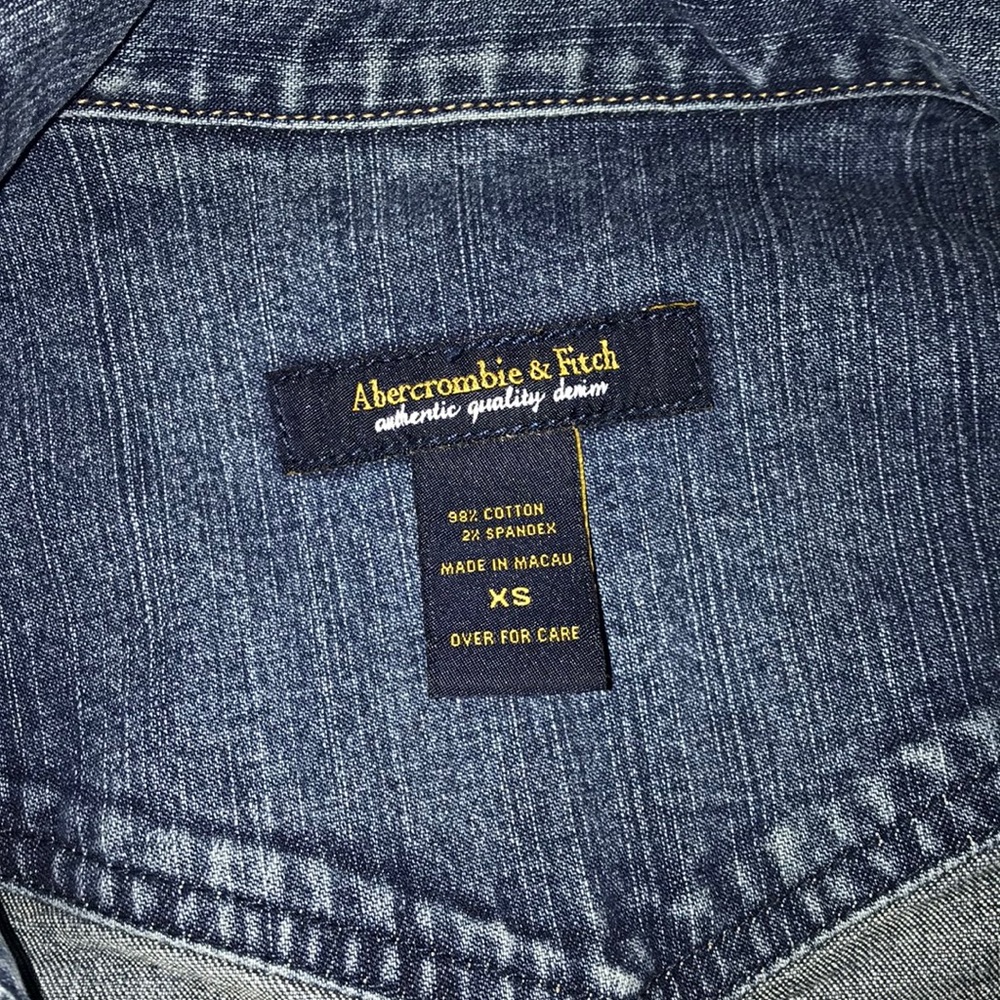 A&F Zip Up Denim Jacket - Picture 4 of 5
